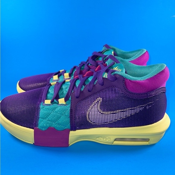 NEW Nike LeBron Witness VII Field Purple/White Men’s Size 10.5 main image 13